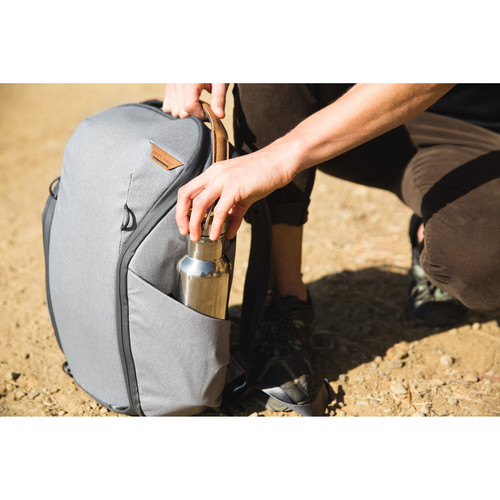 Peak Design Everyday Backpack Zip v2 15L Ash BEDBZ-AS-2 - 7